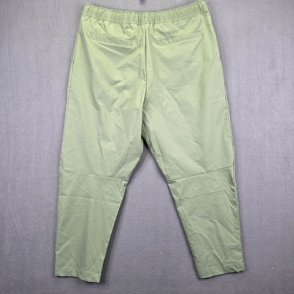 Nike item excellent